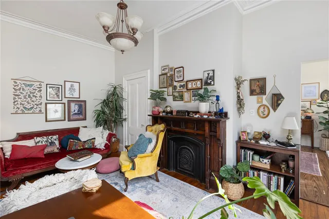 $1,089,000 | 14 Parade Street, Providence, RI 02909