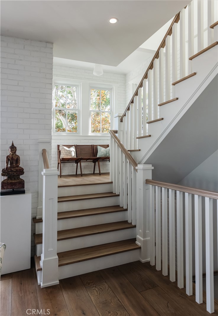 441 3rd Street Manhattan Beach, CA 90266 - Photo 18 of 30 a view of entryway and hall with wooden floor
