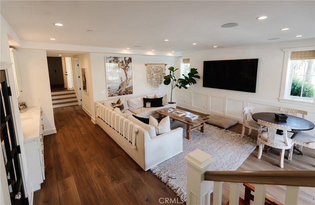 441 3rd Street Manhattan Beach, CA 90266 - Photo 10 of 30 a living room with furniture and a flat screen tv