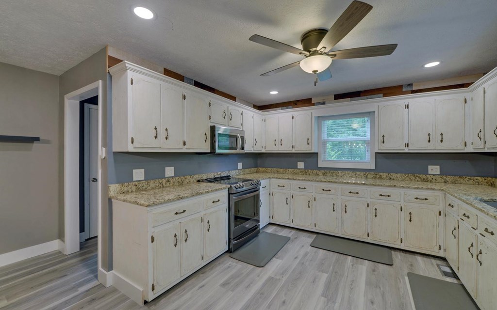 475 Hamilton Road Blairsville, GA 30512 - Photo 12 of 53