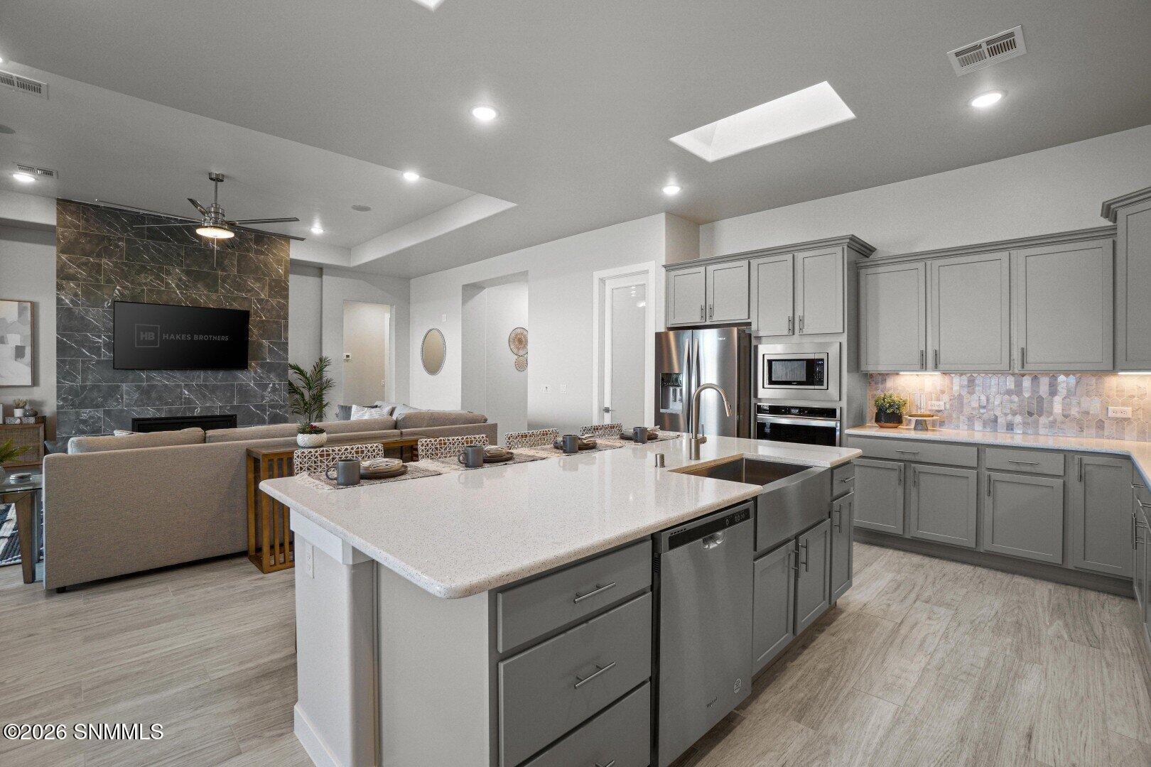 7252 Ultramarine Road Las Cruces, NM 88012 - Photo 4 of 23 image