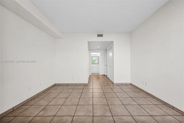 $2,899 | 2475 Brickell Avenue, Unit 703, Miami, FL 33129