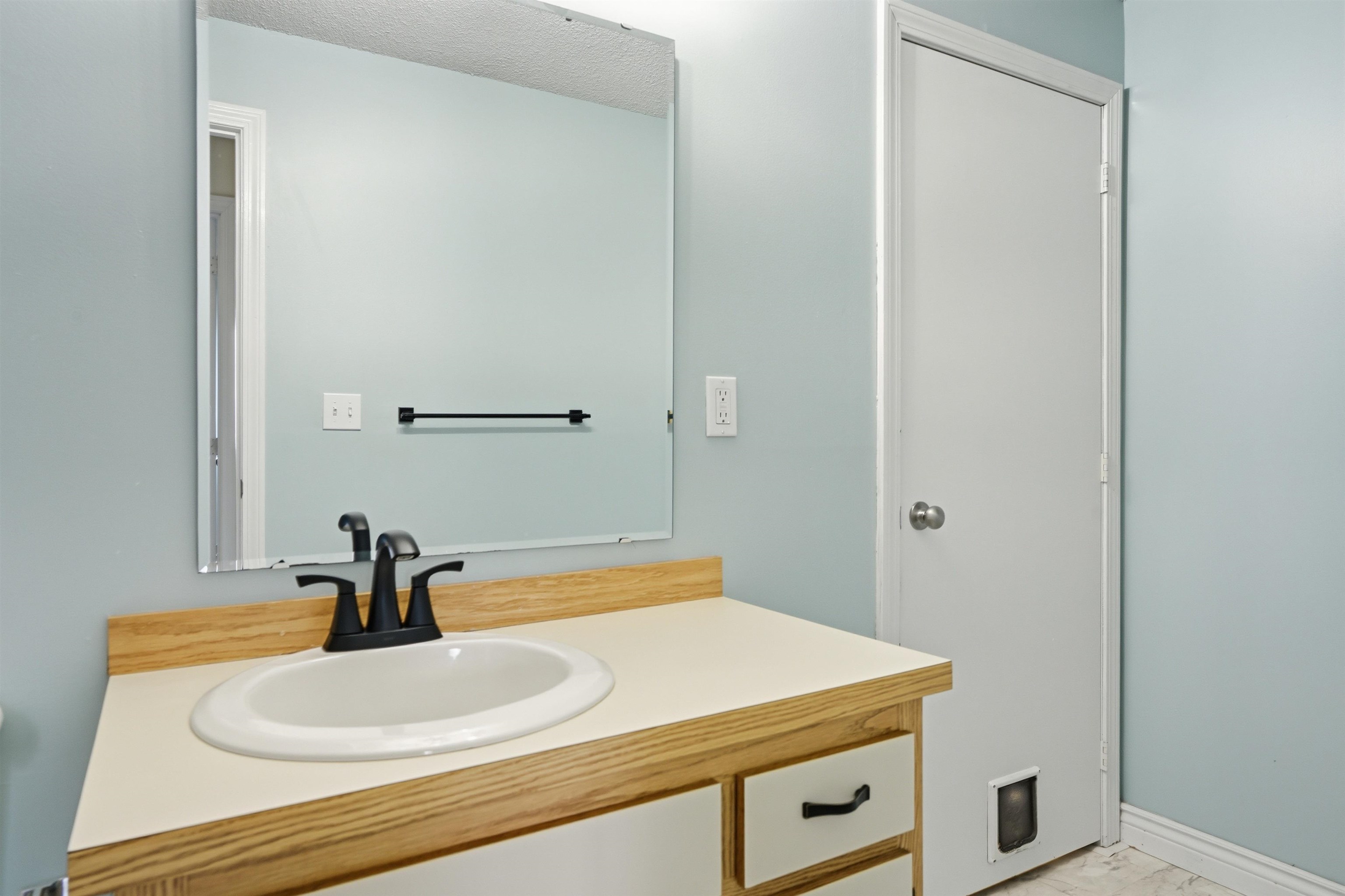 344 Elm Street, Unit 28 Milford, NH 03055 - Photo 19 of 32