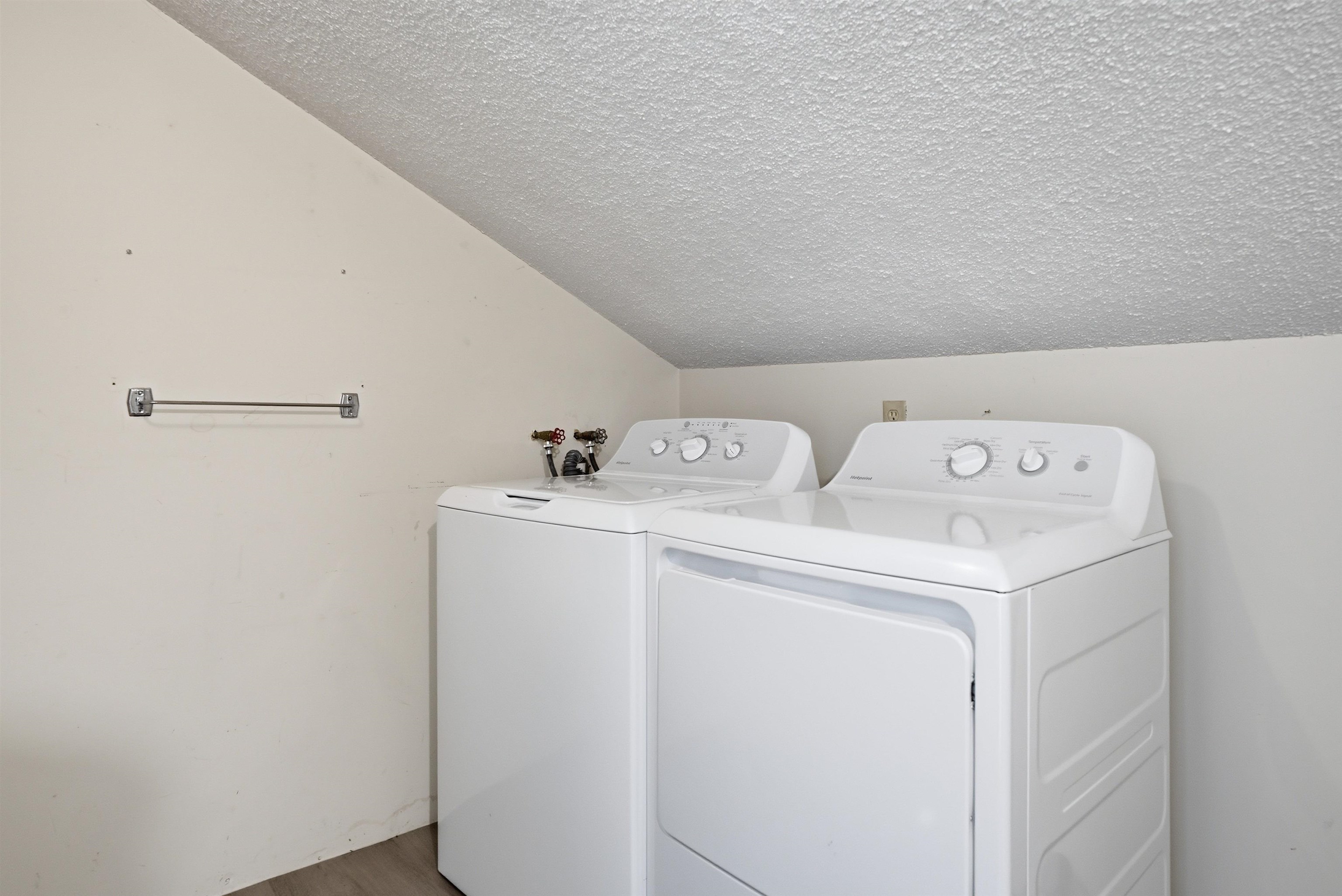 344 Elm Street, Unit 28 Milford, NH 03055 - Photo 21 of 32