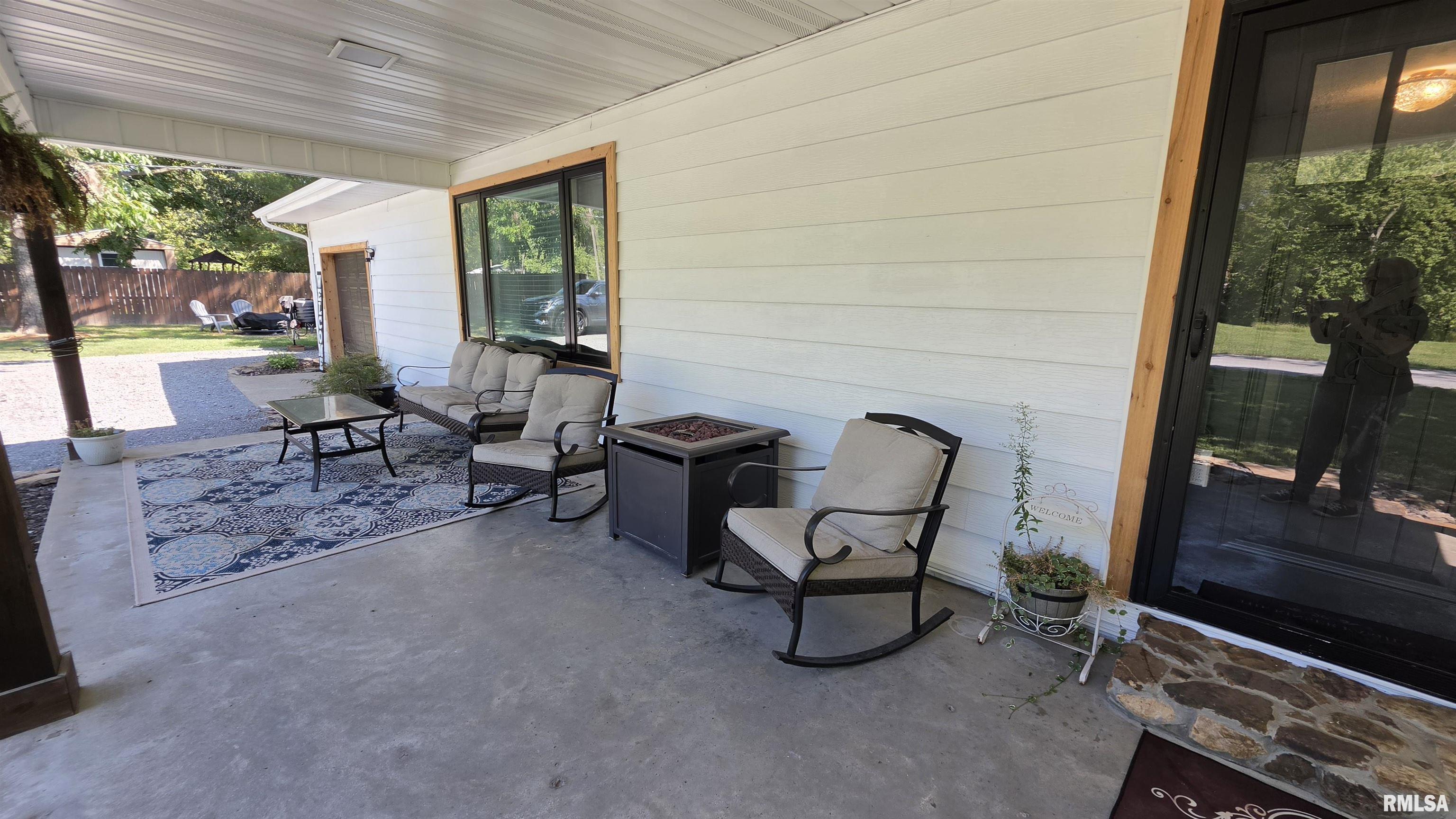13256 Cruse Road Carterville, IL 62918 - Photo 14 of 53 Gallery Image 14
