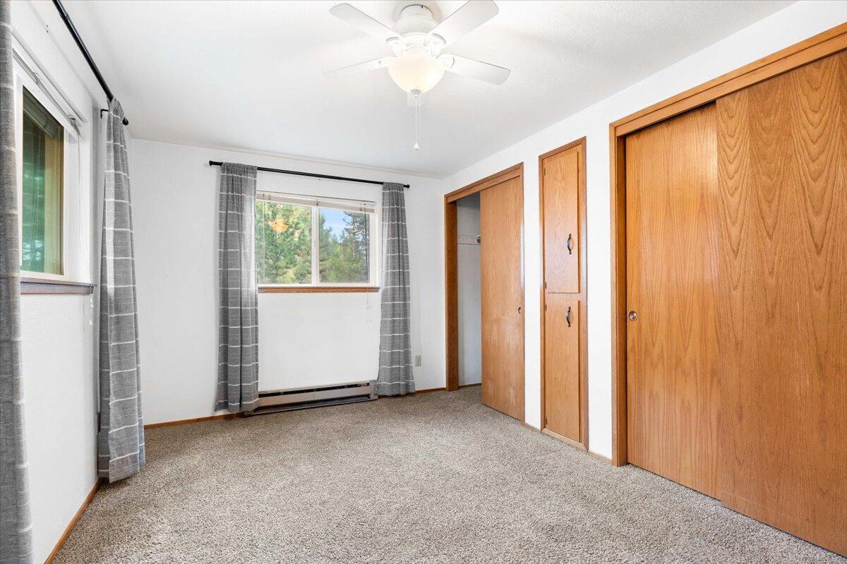 51520 Ash Road La Pine, OR 97739 - Photo 35 of 57 43-Bedroom