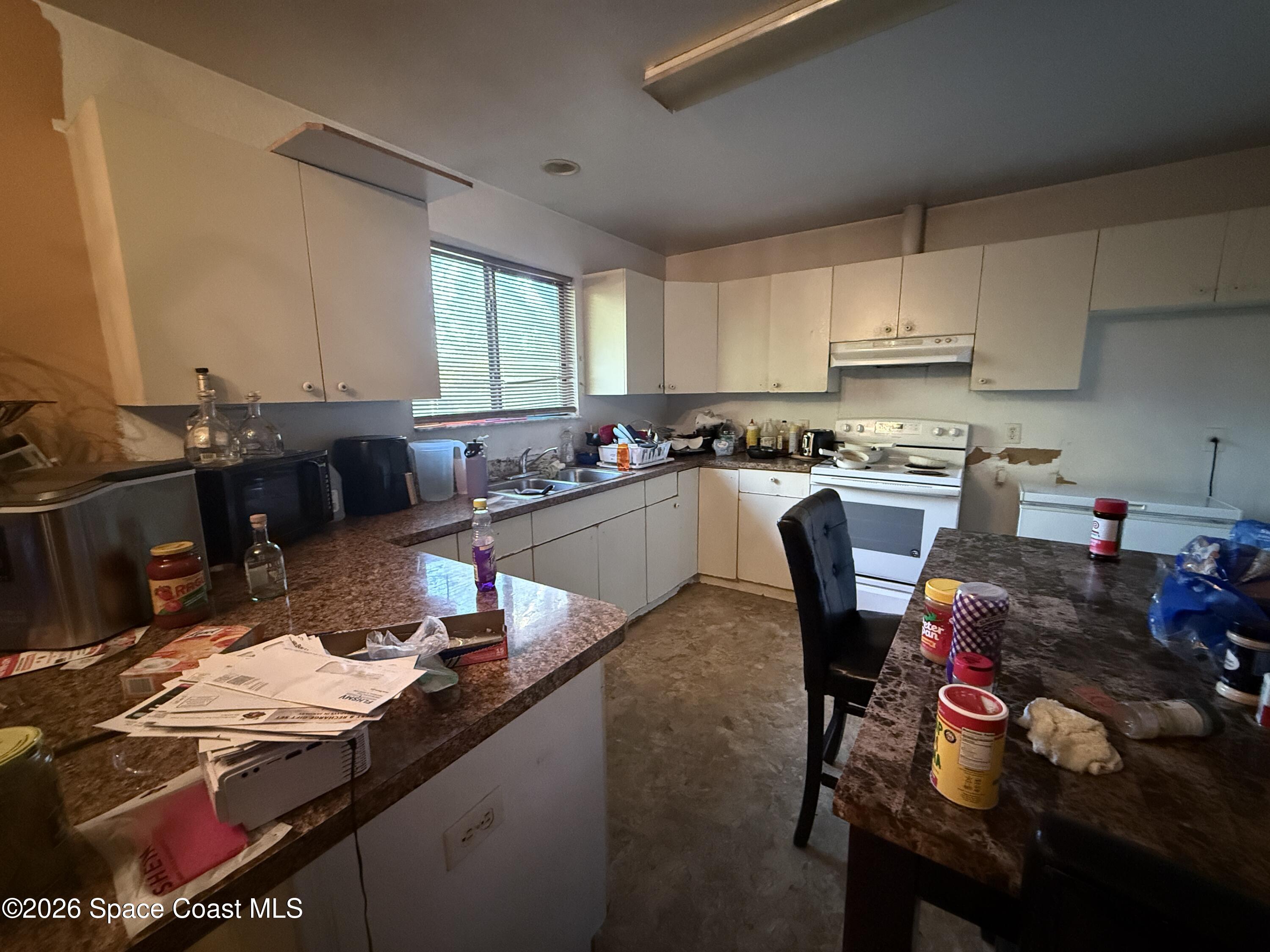 2263 Henry Street Northeast Palm Bay, FL 32905 - Photo 6 of 12 IMG_1997