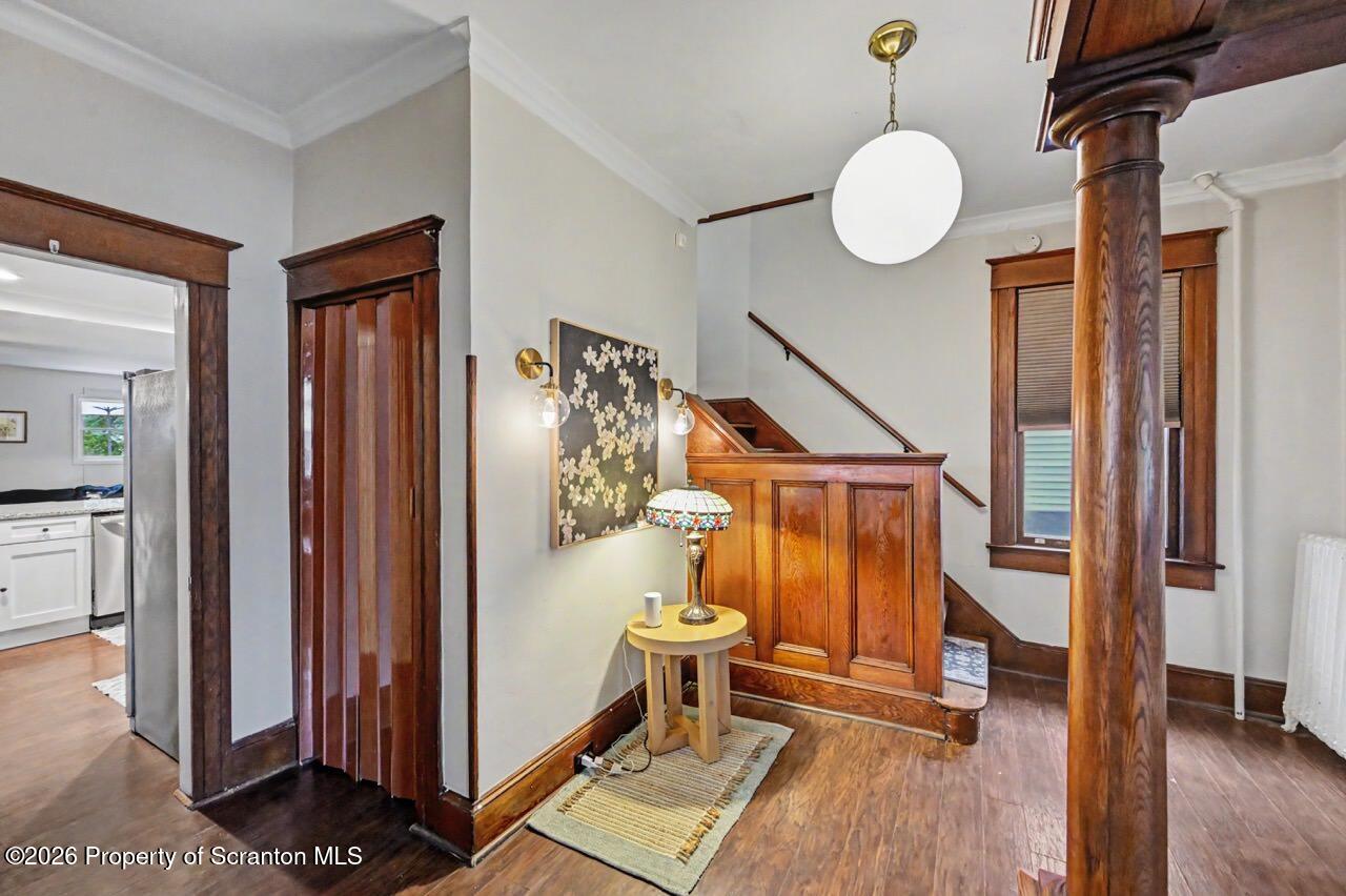 933 Fisk Street Scranton, PA 18509 - Photo 36 of 63 Foyer
