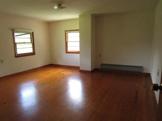 $306,000 | 37 Oak Grove Lane, Nellysford, VA 22958