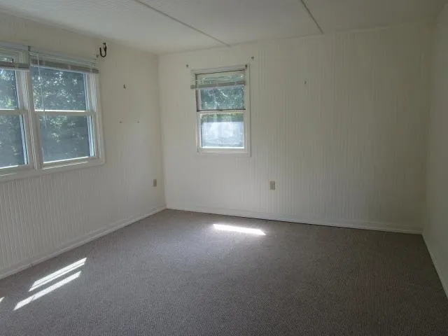 $306,000 | 37 Oak Grove Lane, Nellysford, VA 22958