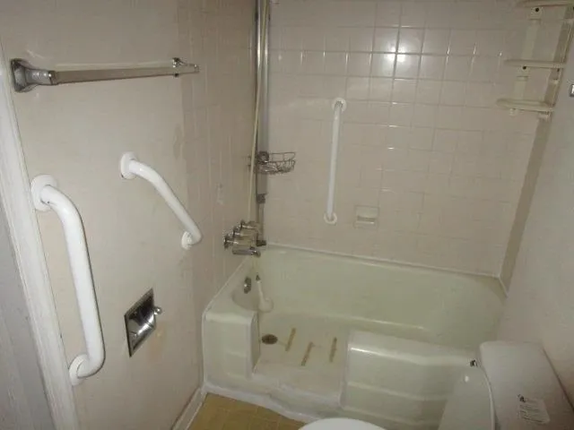 $306,000 | 37 Oak Grove Lane, Nellysford, VA 22958