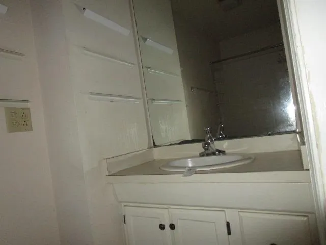 $306,000 | 37 Oak Grove Lane, Nellysford, VA 22958