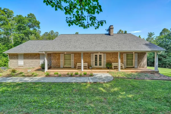 $549,900 | 430 Watt Abbitt Road, Appomattox, VA 24522