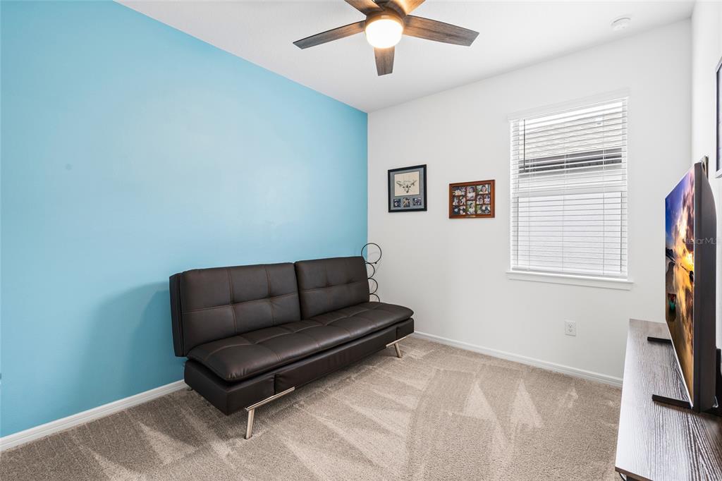9454 Ballaster Pointe Loop Palmetto, FL 34221 - Photo 21 of 49