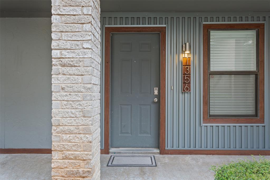 1356 South 12th Street Waco, TX 76706 - Photo 3 of 28