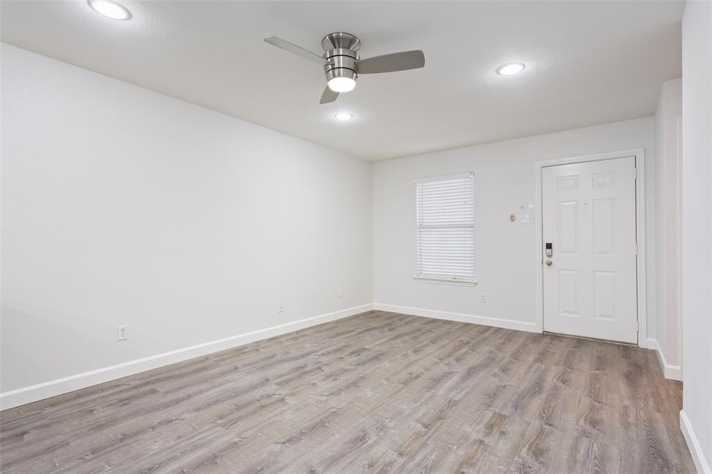 1356 South 12th Street Waco, TX 76706 - Photo 4 of 28