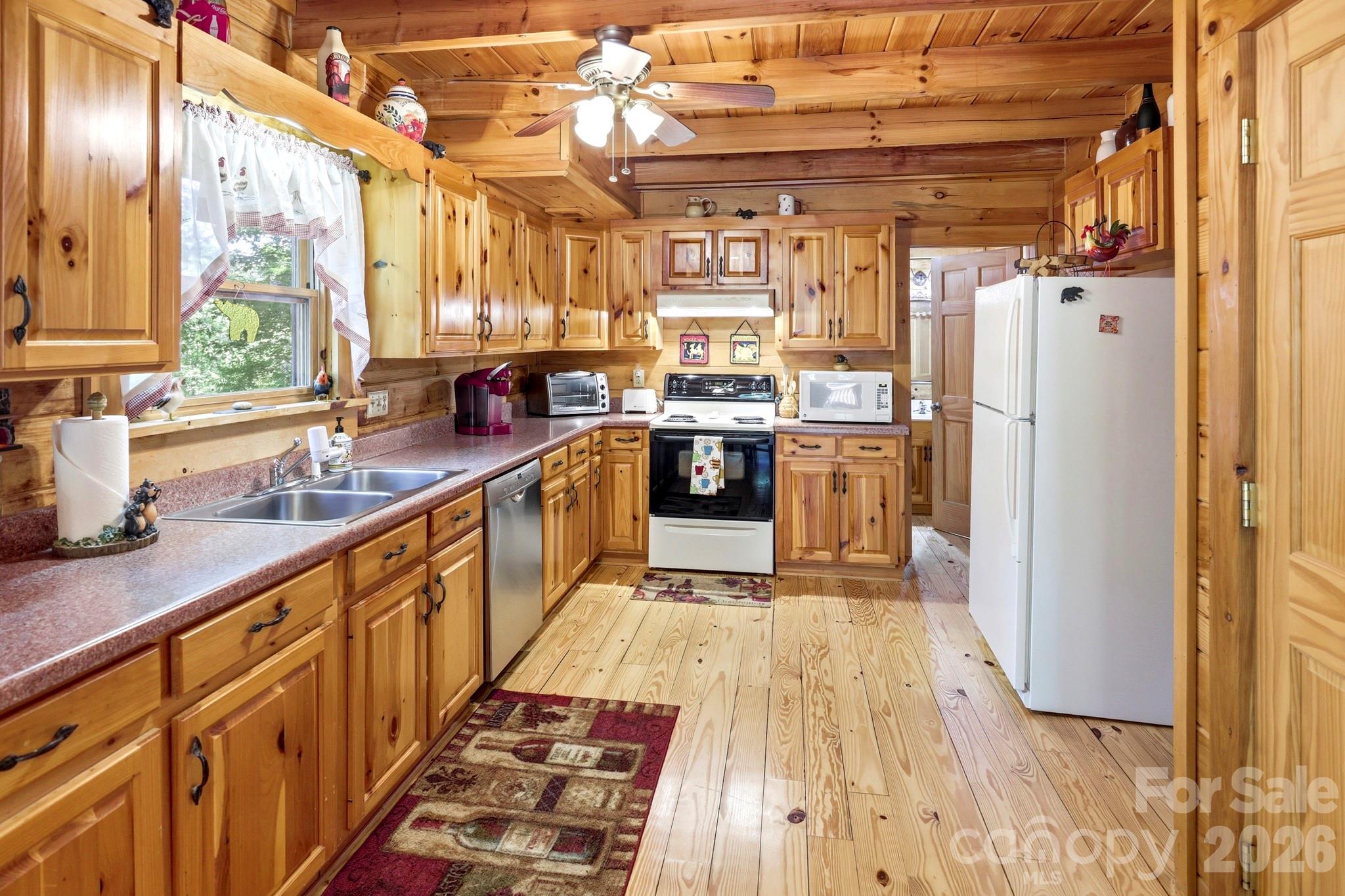 119 Egret Road Lake Lure, NC 28746 - Photo 9 of 36