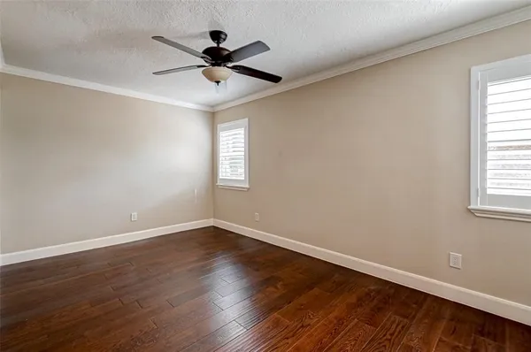 $2,050 | 1926 Augusta Drive, Unit 18, Houston, TX 77057