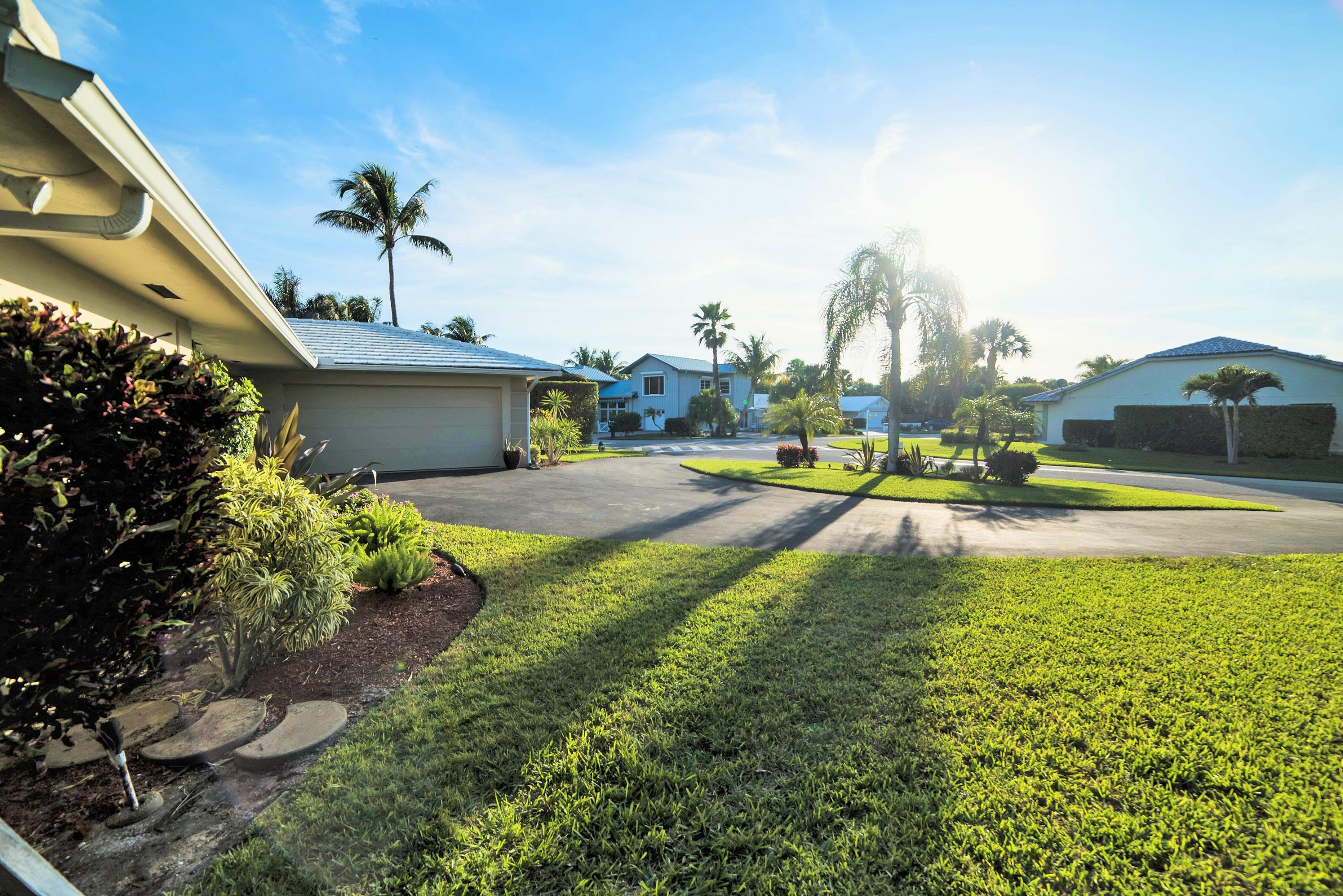 65 Colony Road Jupiter, FL 33469 - Photo 28 of 29 Driveway