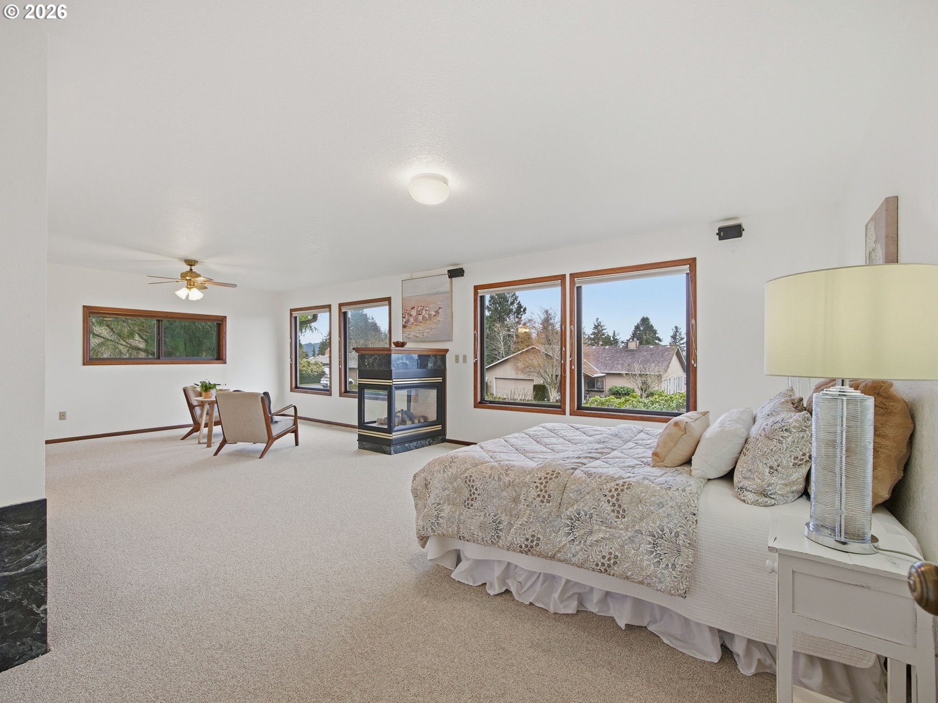 325 Alpine Street Seaside, OR 97138 - Photo 25 of 43 Bedroom, Primary