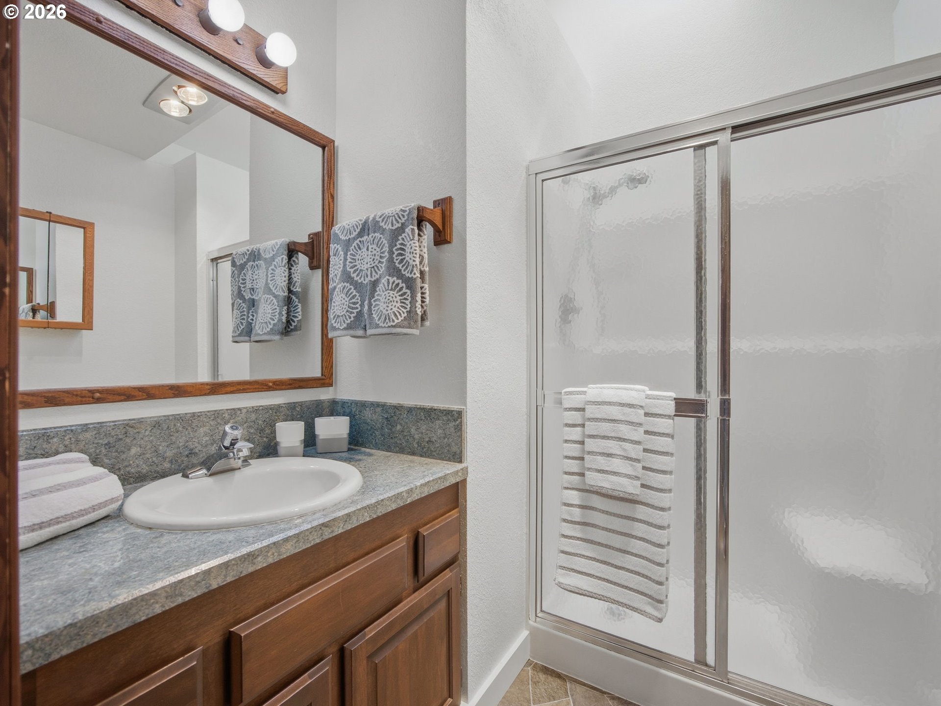 325 Alpine Street Seaside, OR 97138 - Photo 35 of 43 Bathroom