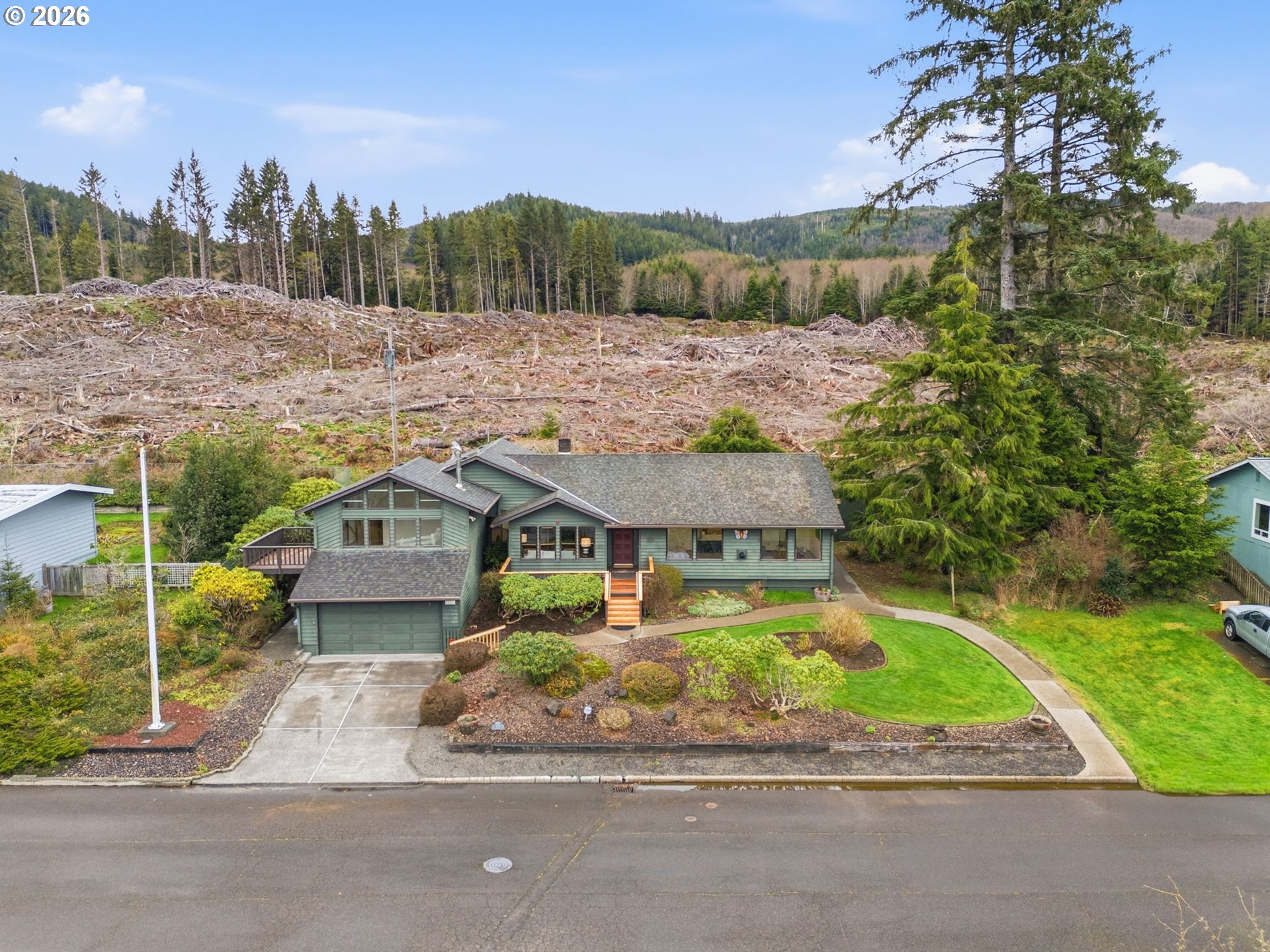 325 Alpine Street Seaside, OR 97138 - Photo 40 of 43 Drone View/UAV