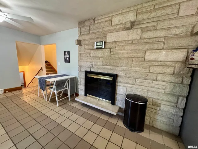 $143,000 | 146 Holden Terrace, Macomb, IL 61455