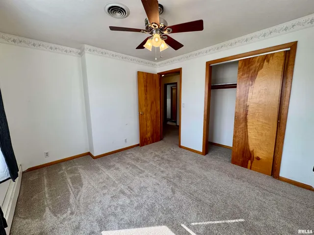 $143,000 | 146 Holden Terrace, Macomb, IL 61455