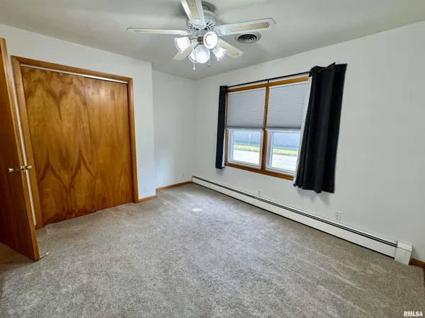 $143,000 | 146 Holden Terrace, Macomb, IL 61455
