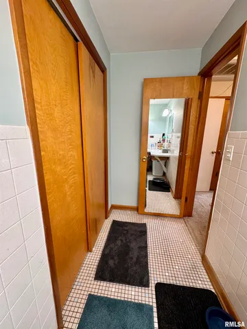 $143,000 | 146 Holden Terrace, Macomb, IL 61455