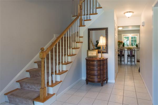 9 Bartlett Road Methuen, MA 01844 - Photo 3 of 17 Gallery Image 3