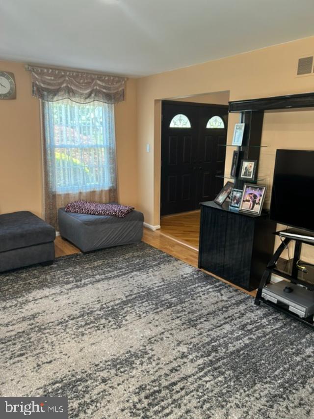 2067 East Wellington Road Newtown, PA 18940 - Photo 11 of 45