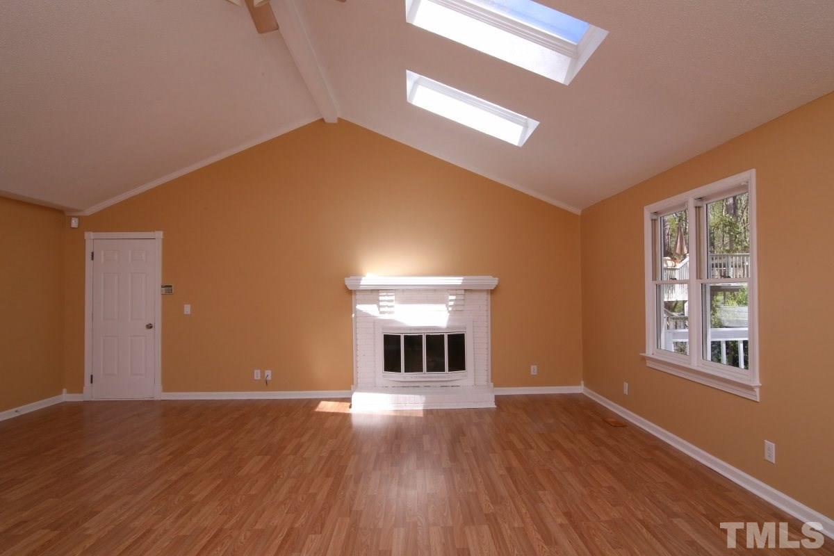 4906 Connell Drive Raleigh, NC 27612 - Photo 5 of 25 Gallery Image 5