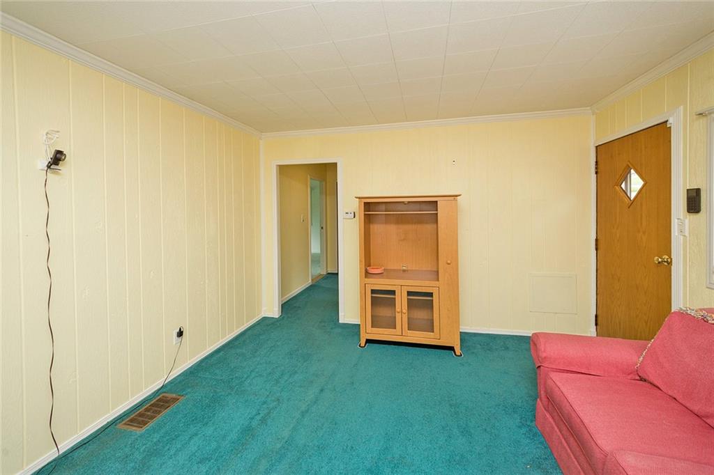 5984 Library Road Bethel Park, PA 15102 - Photo 11 of 23 Gallery Image 11