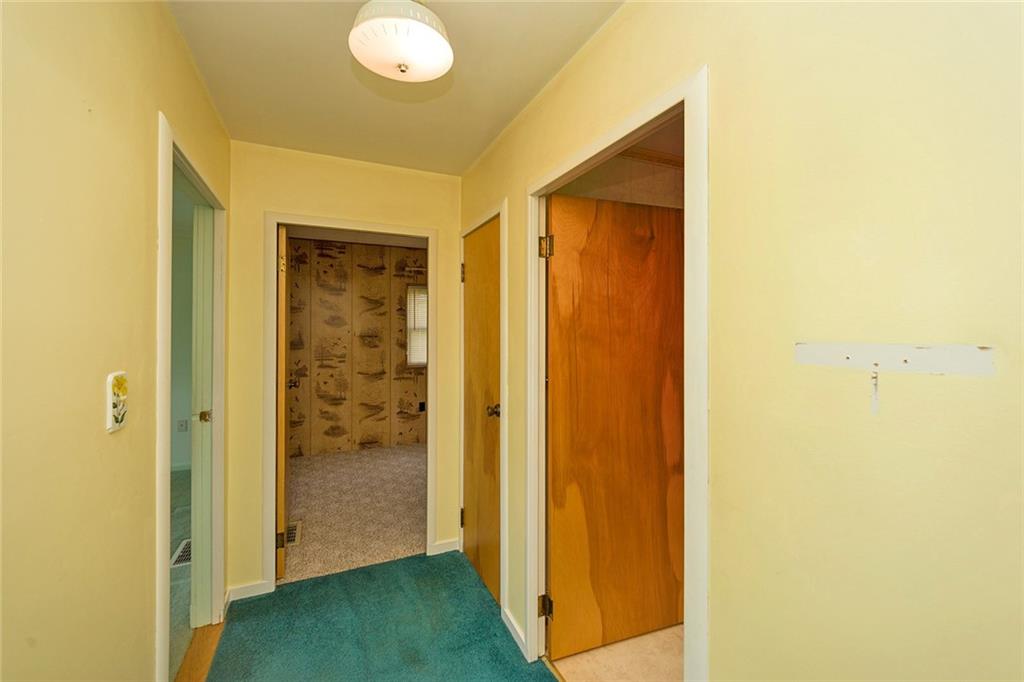 5984 Library Road Bethel Park, PA 15102 - Photo 15 of 23 Gallery Image 15