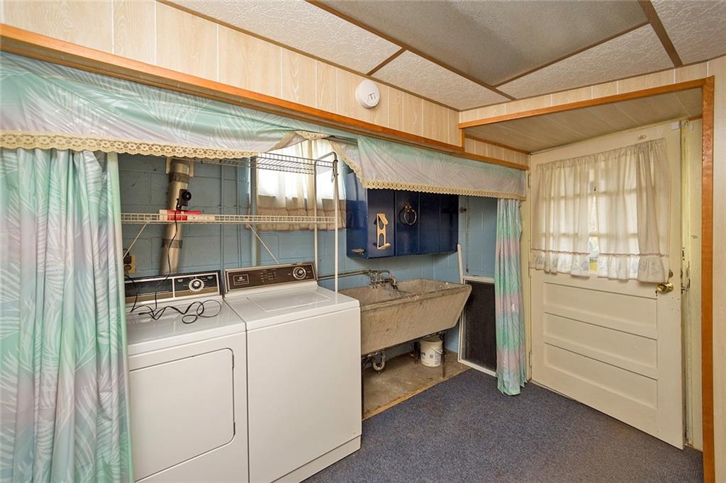 5984 Library Road Bethel Park, PA 15102 - Photo 22 of 23 Gallery Image 22
