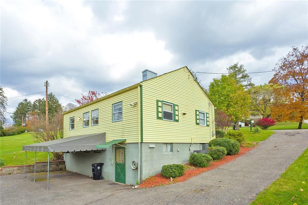 5984 Library Road Bethel Park, PA 15102 - Photo 4 of 23 Gallery Image 4