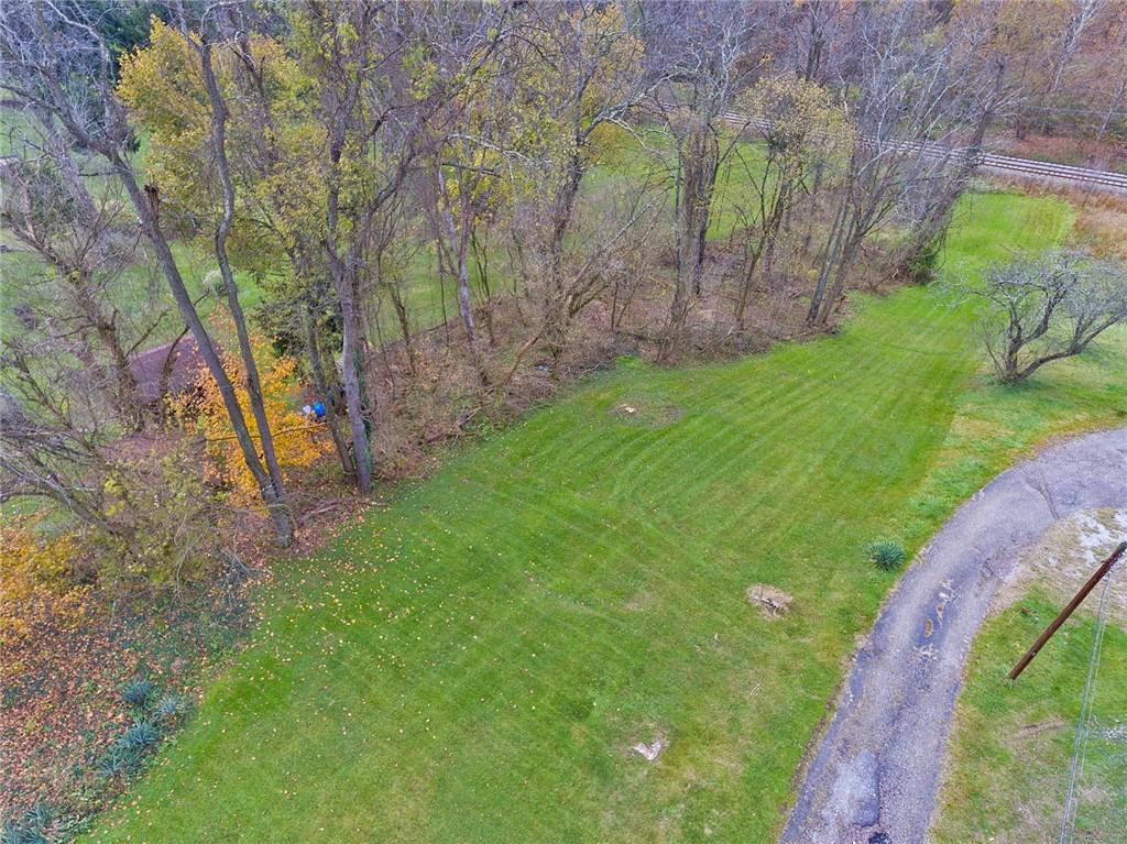 5984 Library Road Bethel Park, PA 15102 - Photo 8 of 23 Gallery Image 8