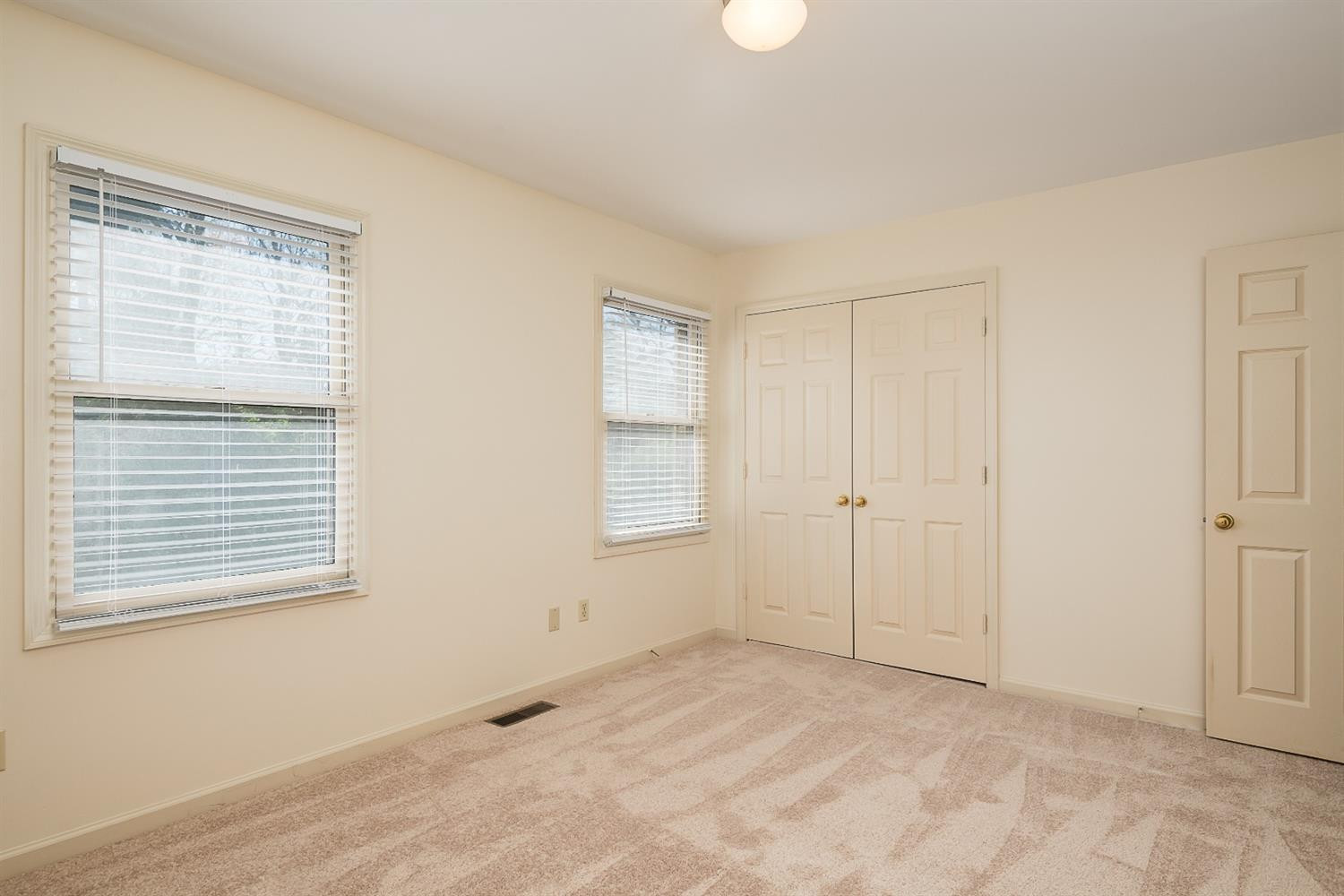 1129 Turkey Foot Road, Unit 10 Lexington, KY 40502 - Photo 22 of 25 Photo 22