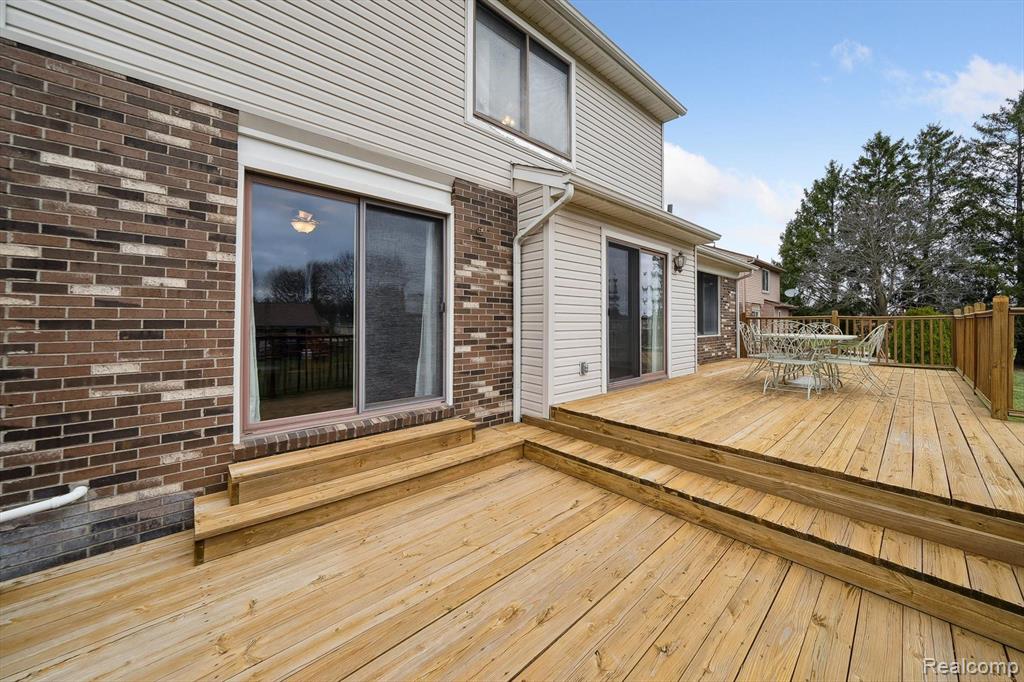 2275 Highsplint Drive Rochester Hills, MI 48307 - Photo 39 of 40 Gallery Image 39
