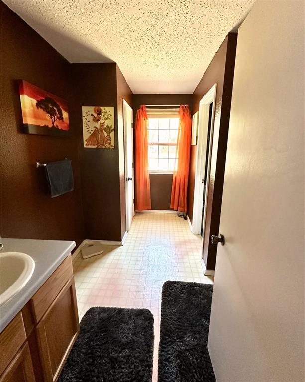 300 Southwest 3rd Street Hubbard, TX 76648 - Photo 14 of 20