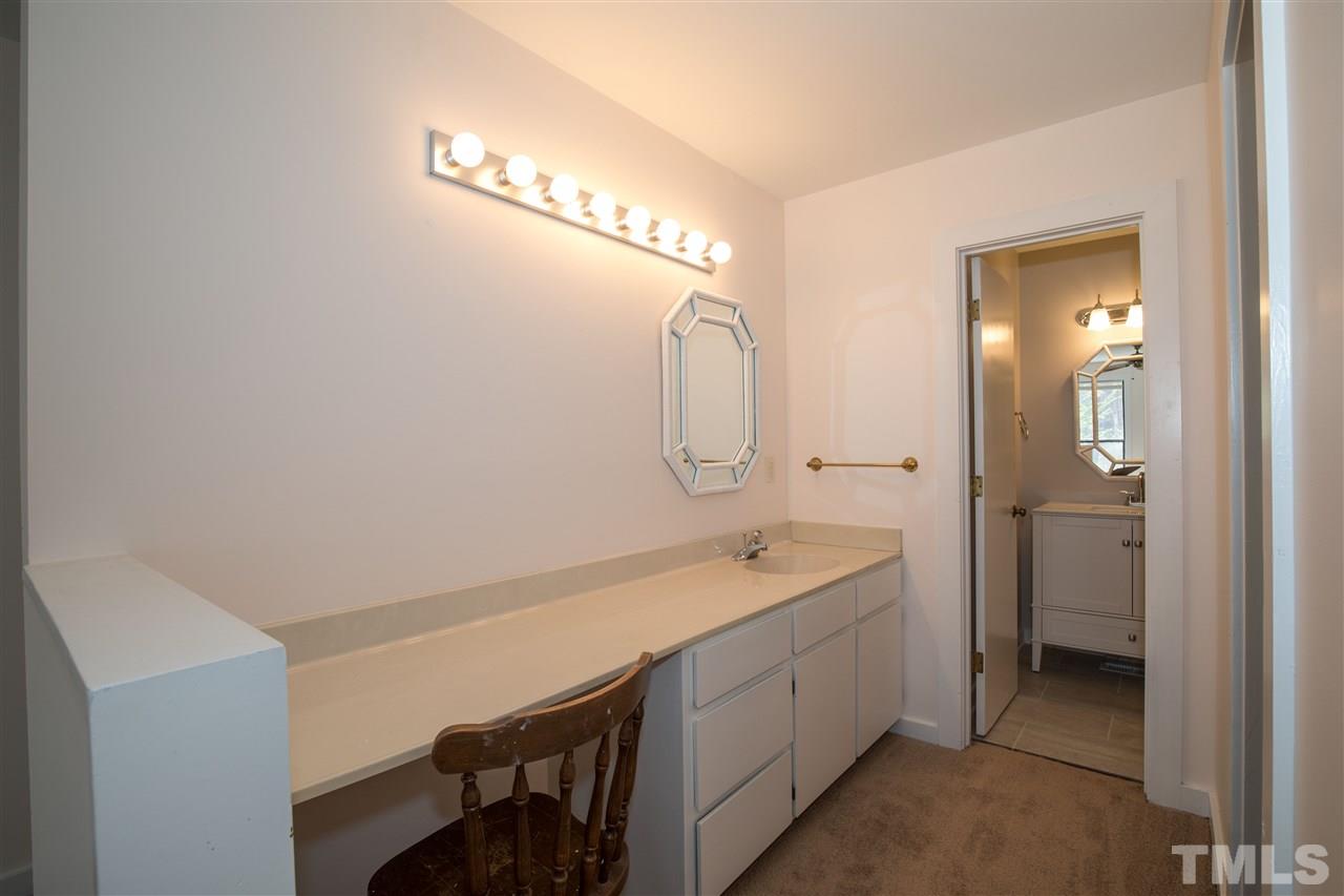 6517 Deerview Drive Raleigh, NC 27606 - Photo 17 of 26 Gallery Image 17