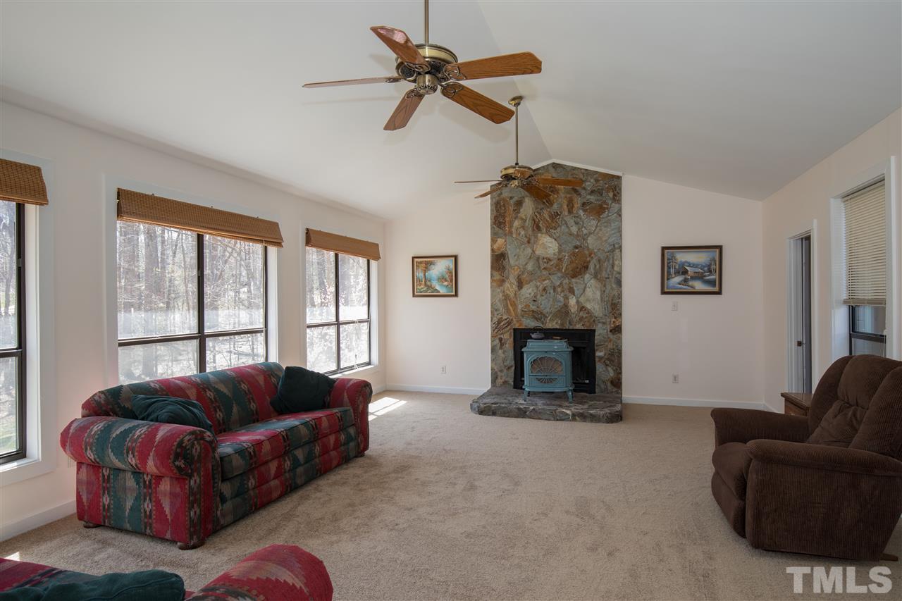 6517 Deerview Drive Raleigh, NC 27606 - Photo 4 of 26 Gallery Image 4