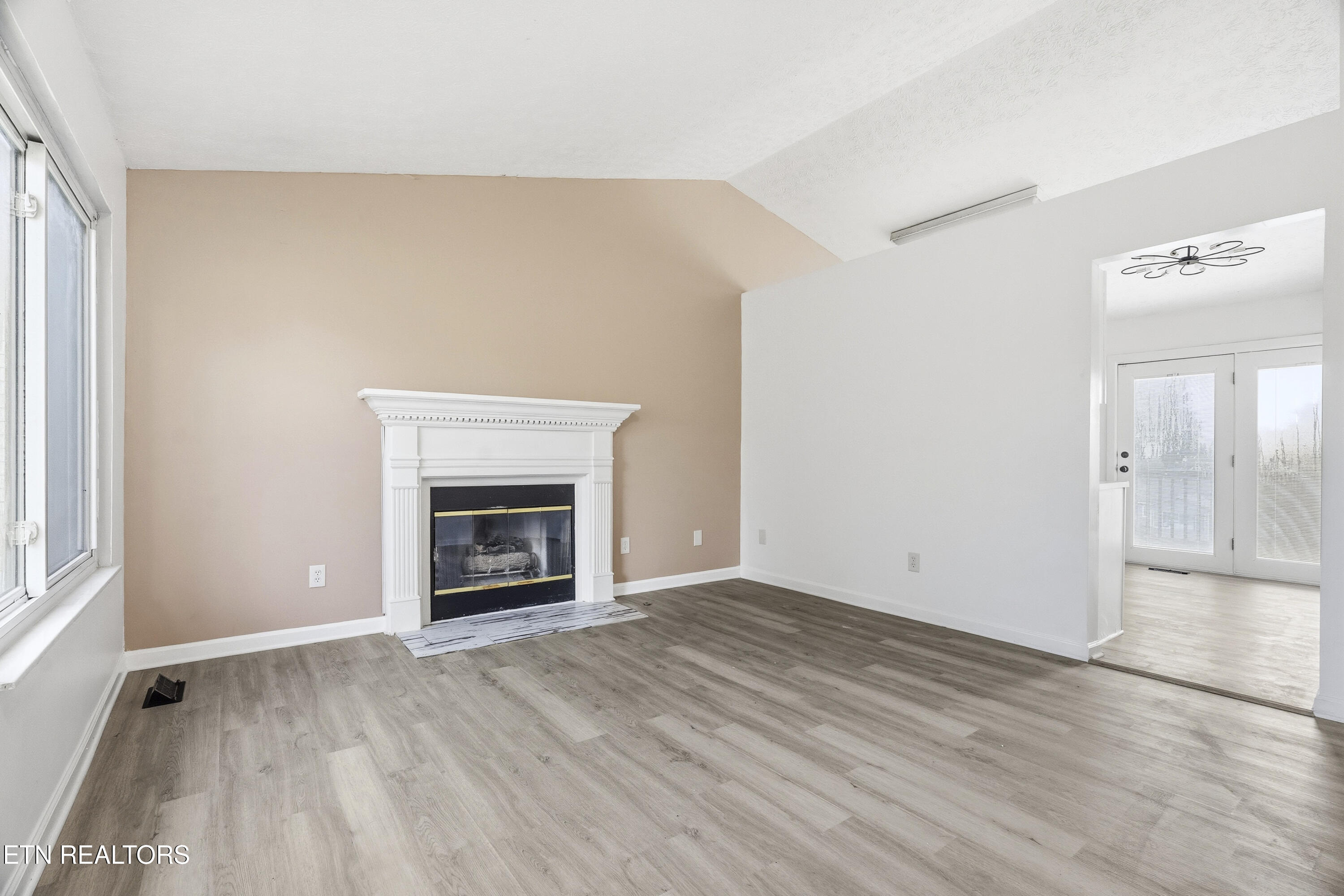 7764 Ashcroft Way Powell, TN 37849 - Photo 6 of 19 DSC04045