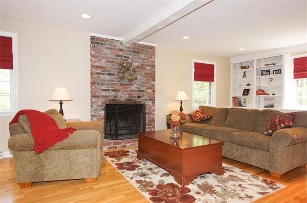 3 Livery Road Chelmsford, MA 01824 - Photo 5 of 25