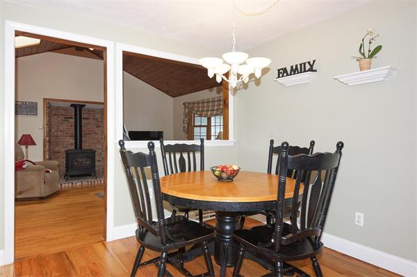 3 Livery Road Chelmsford, MA 01824 - Photo 9 of 25