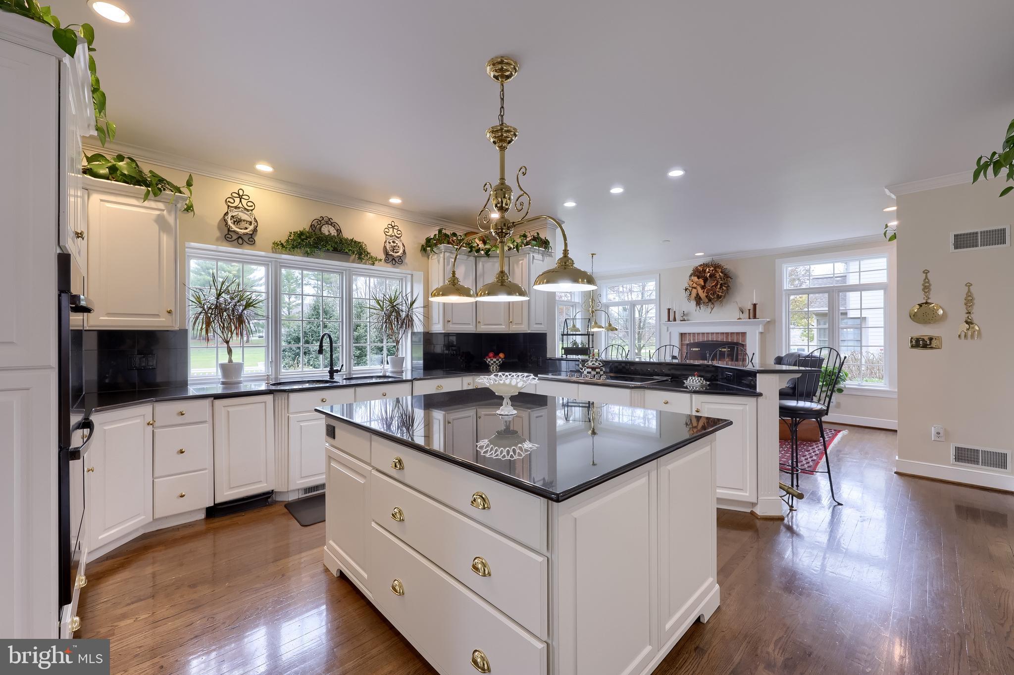 78 Oakhill Drive Lititz, PA 17543 - Photo 18 of 90