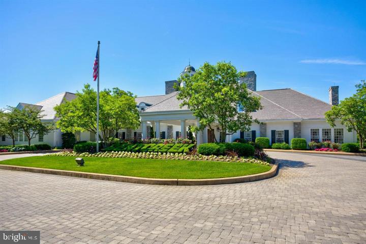 78 Oakhill Drive Lititz, PA 17543 - Photo 82 of 90 a front view of a house with a yard