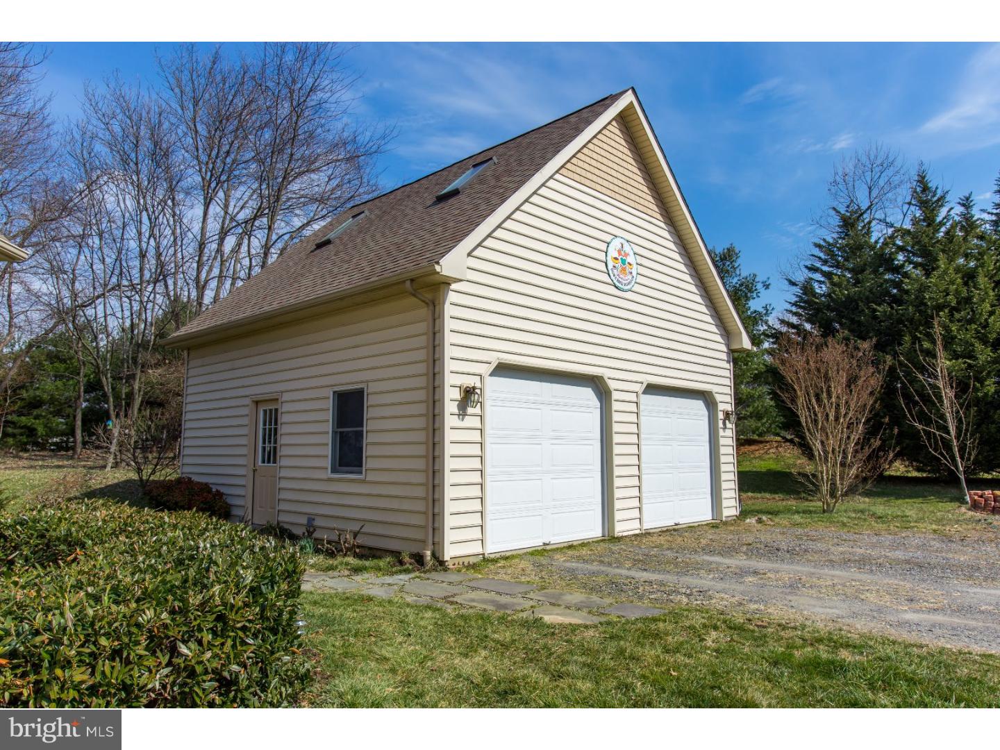 1001 Shavertown Road Garnet Valley, PA 19060 - Photo 23 of 25 Garage