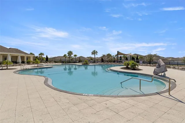a view of a tennis court